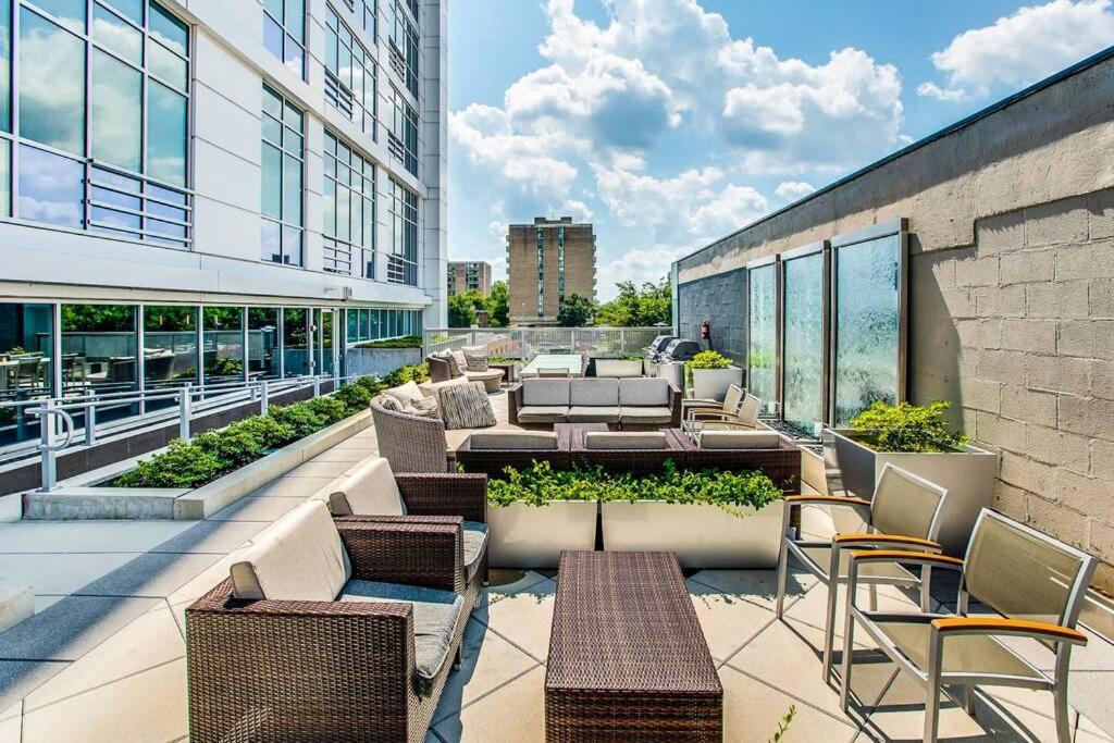 Luxury D.C. 1Br Apt W/Rooftop Pool In Southwest Waterfront วอชิงตัน ภายนอก รูปภาพ